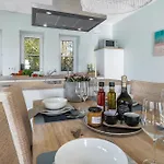 Flamingo Bay In Apartment