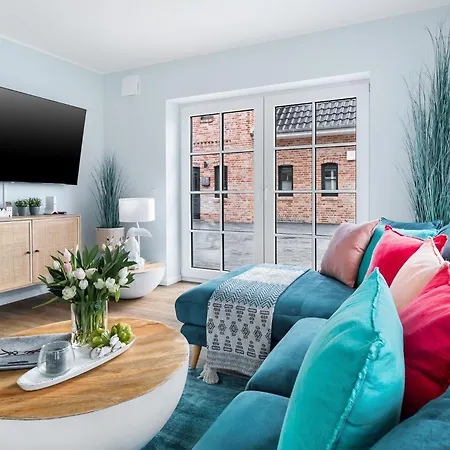 Flamingo Bay In Apartment
